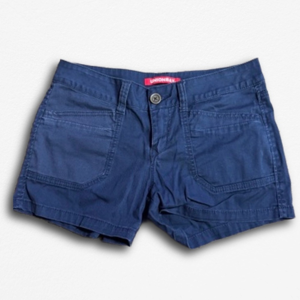 Unionbay Womens Navy Blue Y2K Chino Shorts Low Rise Size 7 Utility Cargo Pocket